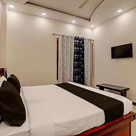 Hotel O Awadh International Bela Pratapgarh Exteriör bild